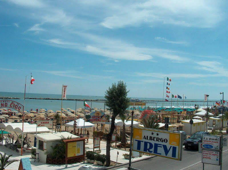 Hotel Trevi Bellaria-Igea Marina Exterior foto